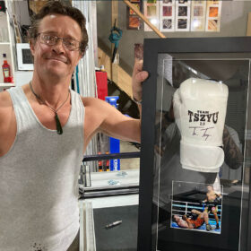 boxing-glove-memorabilia-framing